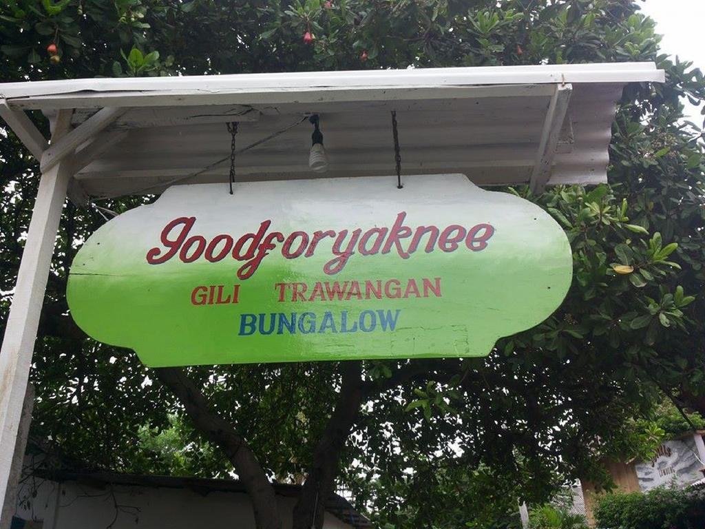 Good For Ya Knee Hostel & Bungalows (Adults Only) Gili Trawangan Oda fotoğraf