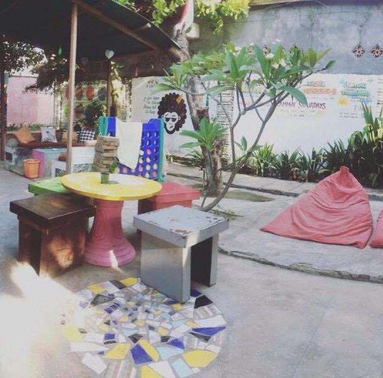 Good For Ya Knee Hostel & Bungalows (Adults Only) Gili Trawangan Dış mekan fotoğraf