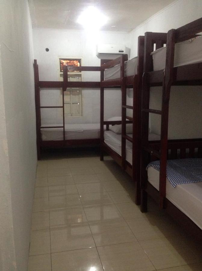 Good For Ya Knee Hostel & Bungalows (Adults Only) Gili Trawangan Dış mekan fotoğraf
